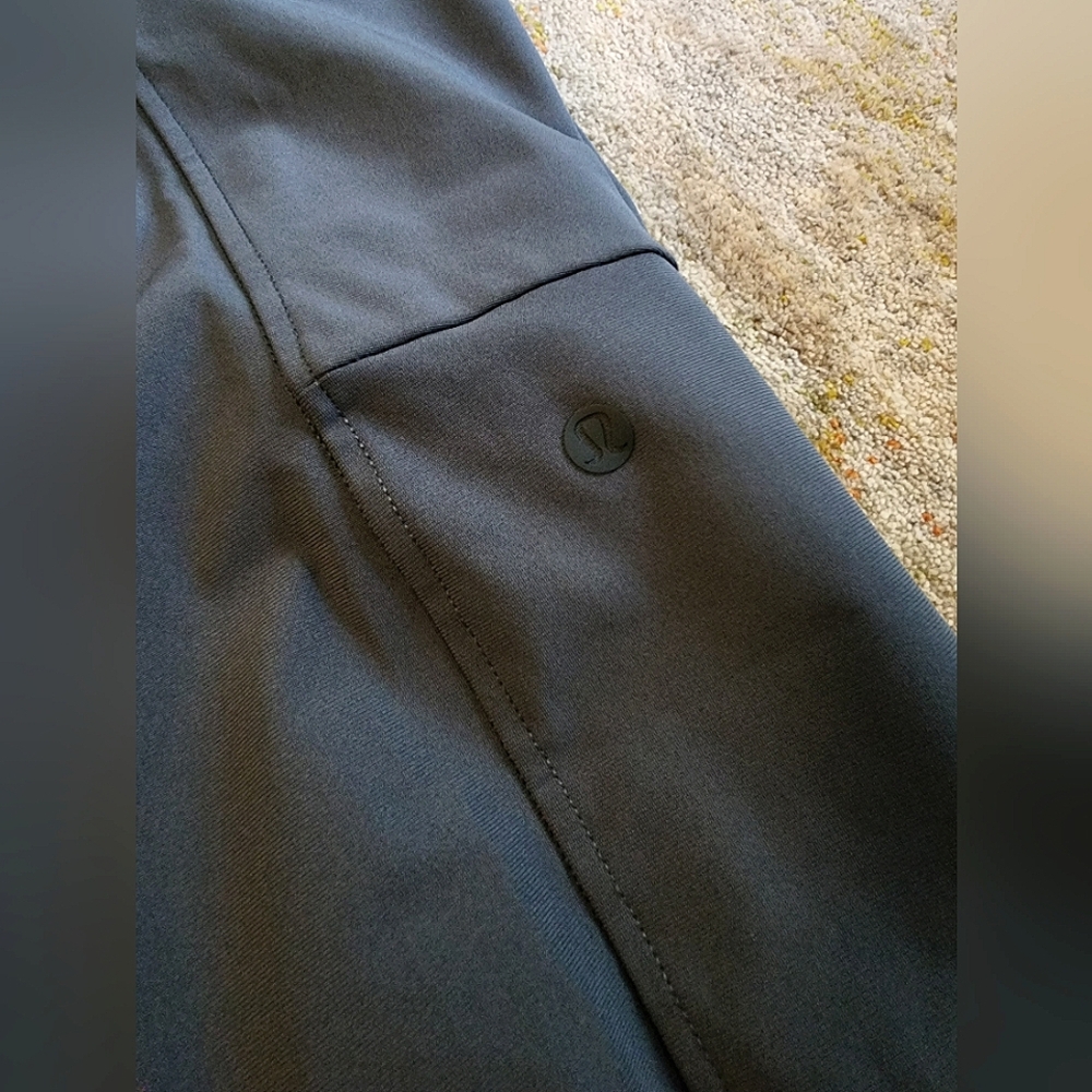 Lululemon ABC Jogger Pant Tall - NWT - Picture 15 of 15